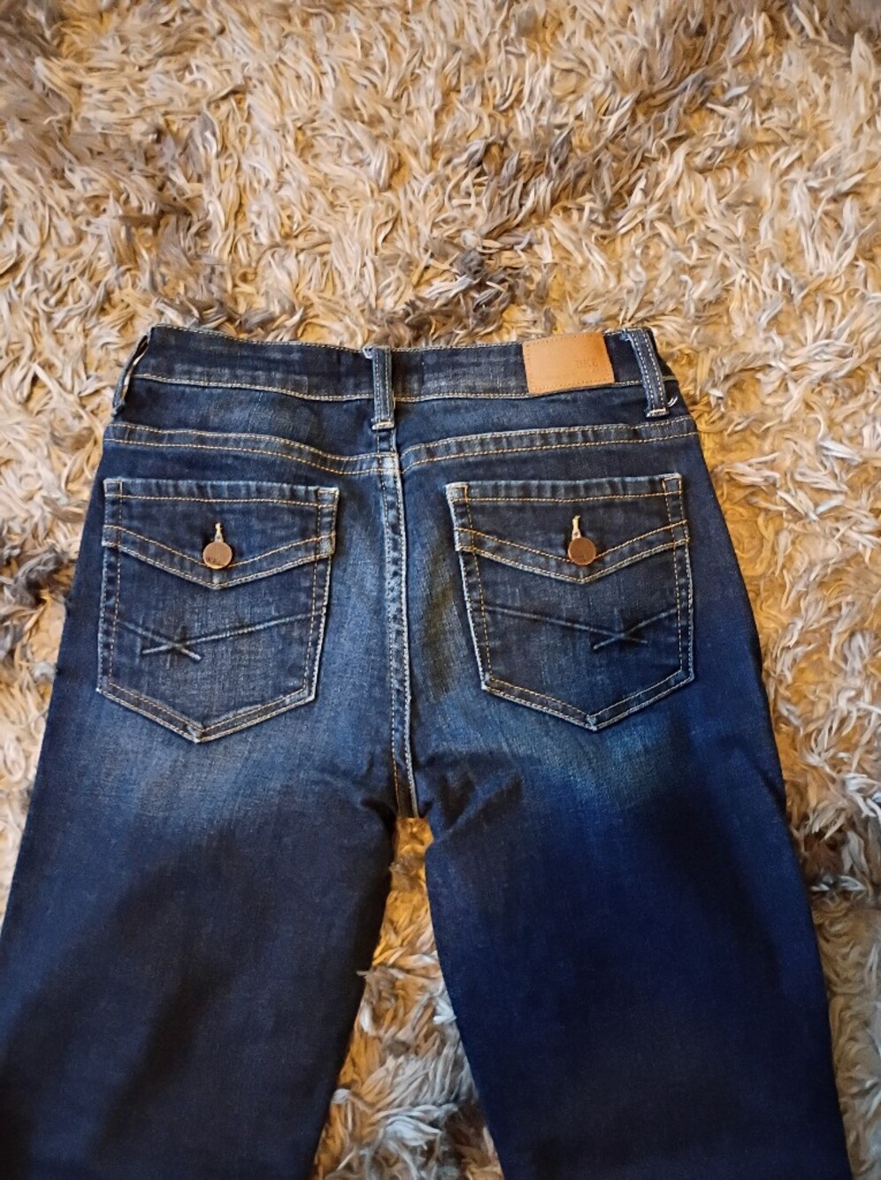 BKE Stella Mid-rise